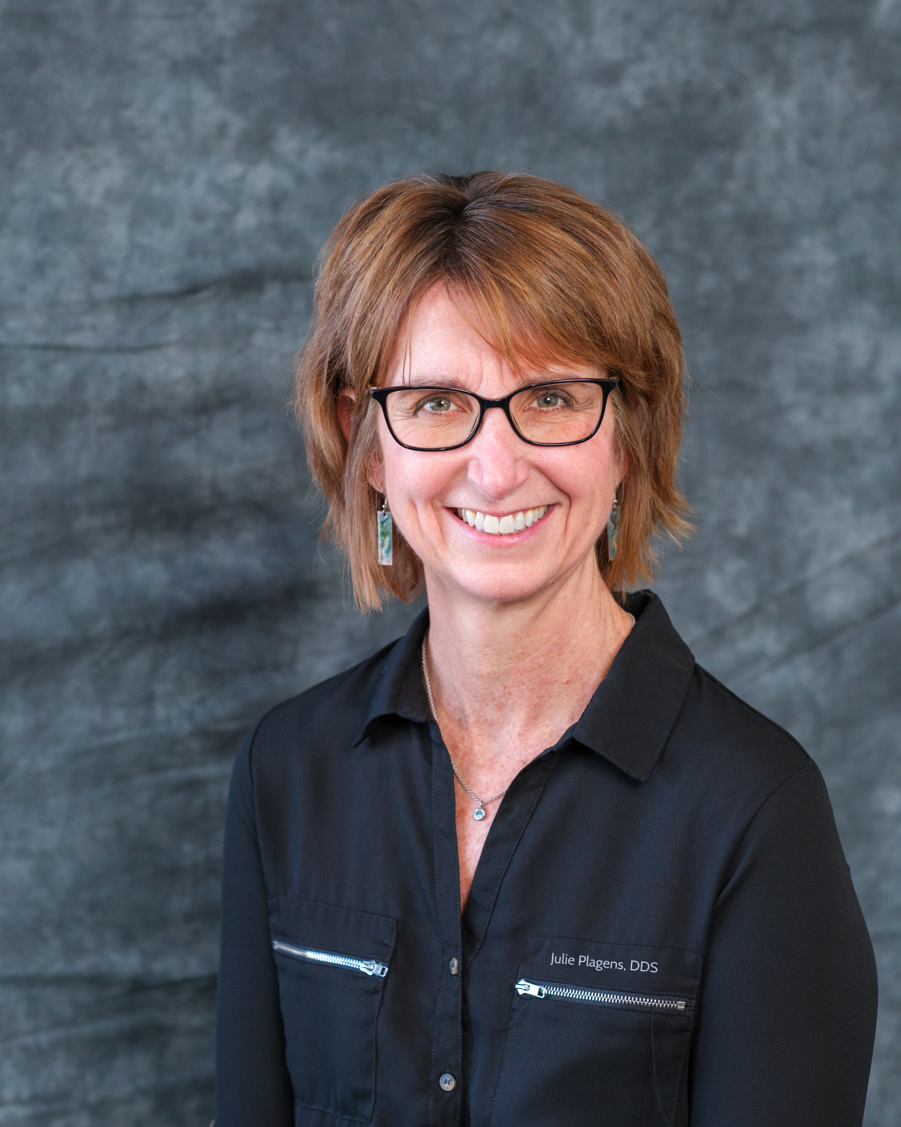 Dr. Julie Plagens